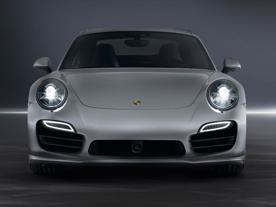  Porsche 911 Turbo 2013 года  (фото 13 из 21)